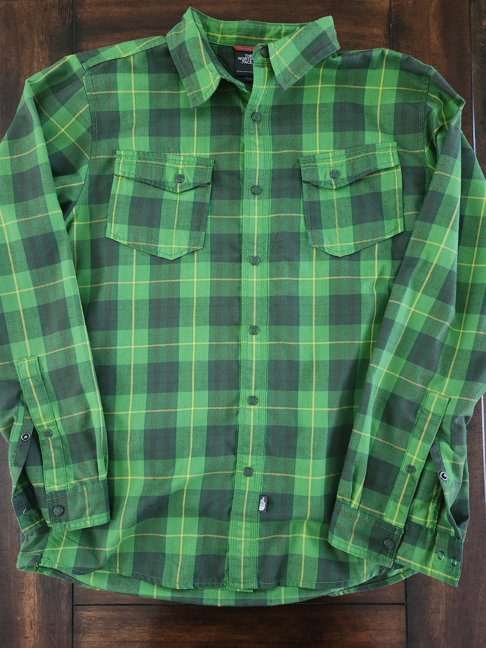 The North Face Green Plaid Button-Down Flannel Shirt Men's Large